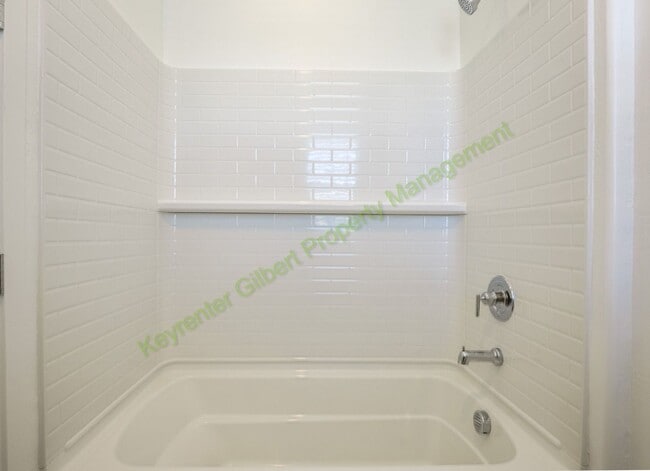 Building Photo - Pet Friendly 5 bed/3 bath in the Hawes Crossing Community of East Mesa