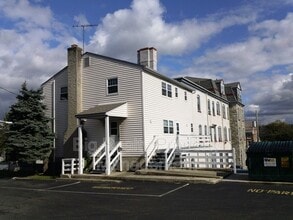 Building Photo - 88 N Main St