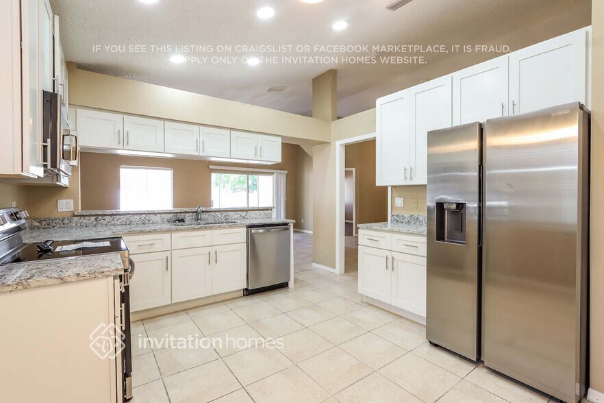 Building Photo - 24515 Crosscut Rd