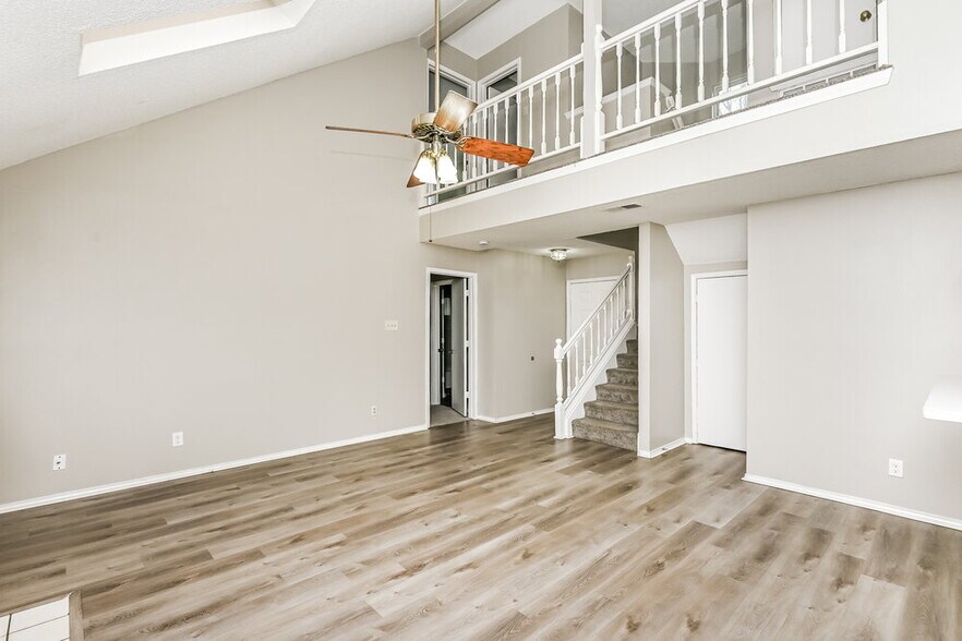 Building Photo - 4844 Thistledown Dr