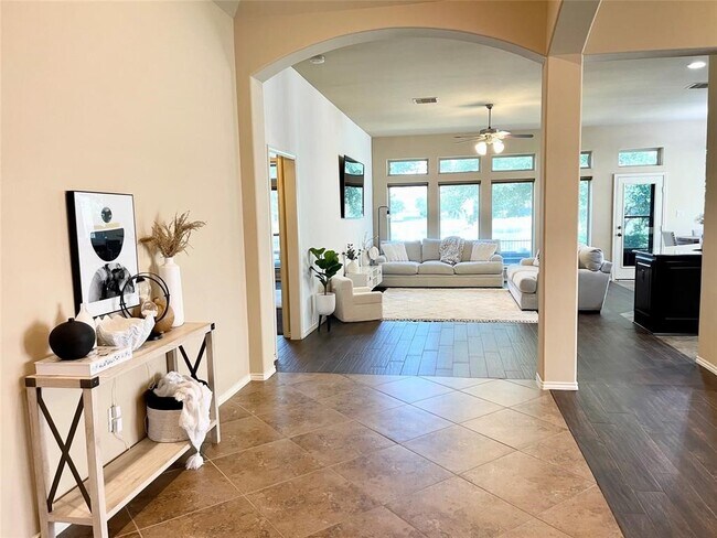 Building Photo - 25443 Lockspur Dr