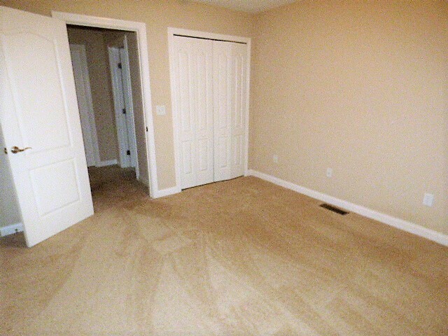 Building Photo - Brittany Place Condo!