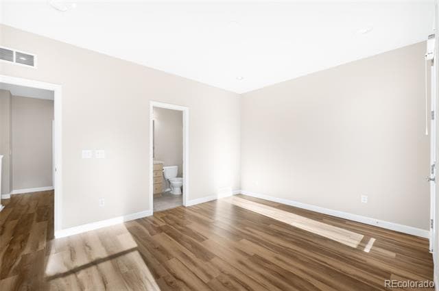 Building Photo - 13543 E Longview Ave