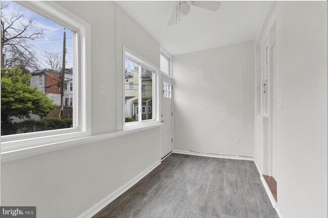 Building Photo - 4007 4th St NW
