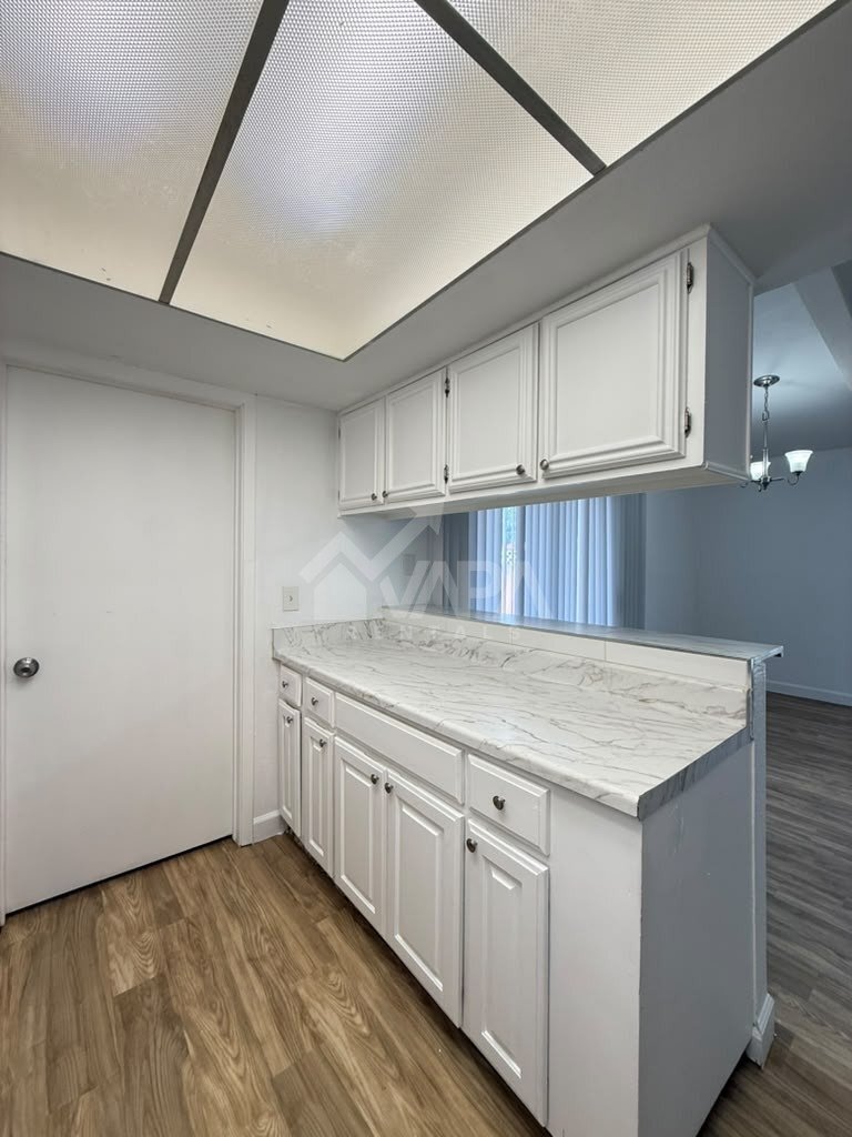 Building Photo - 6707 Cypress Lake Dr
