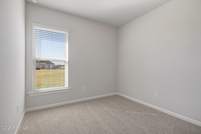 Building Photo - 305 Wakely Ct