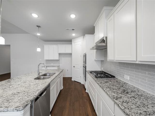 Building Photo - 1708 Carnation St