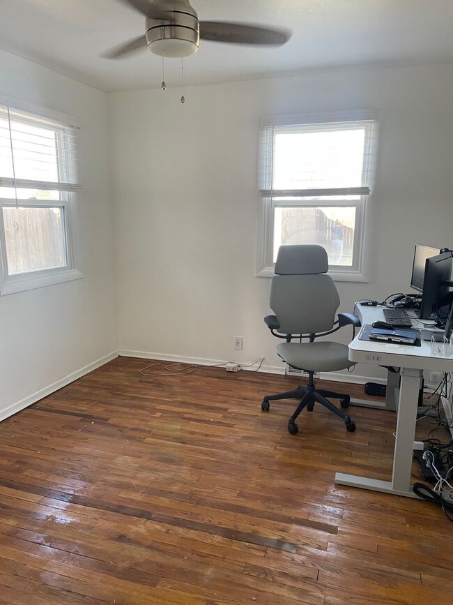 Building Photo - Updated 3 Bedroom 1 Bath home of Rent!!