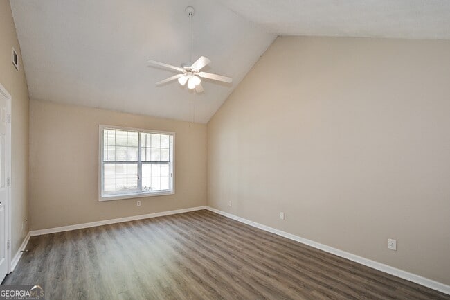 Building Photo - 2624 Country Trace SE