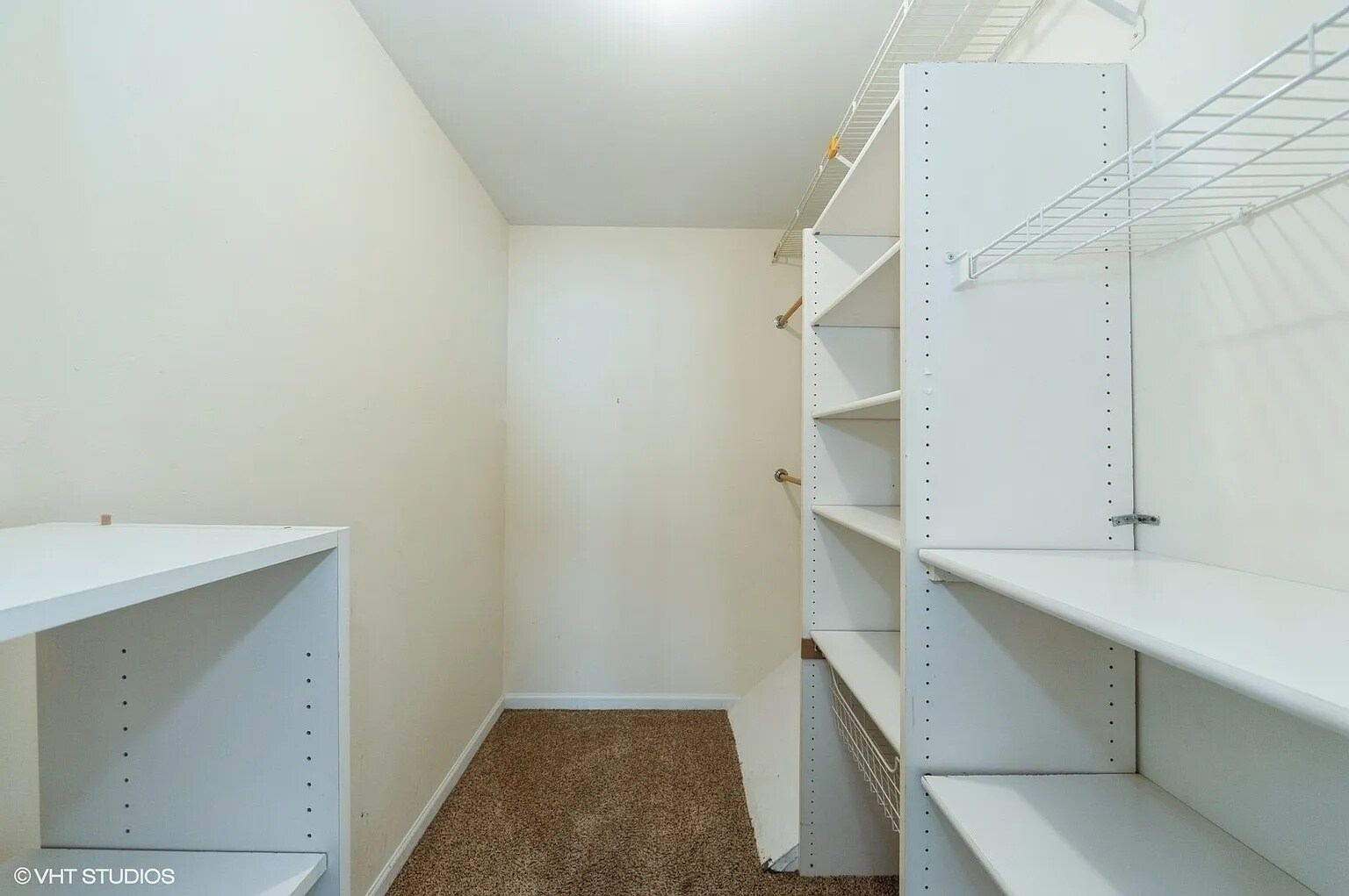 Building Photo - 353 Ashwood Ct
