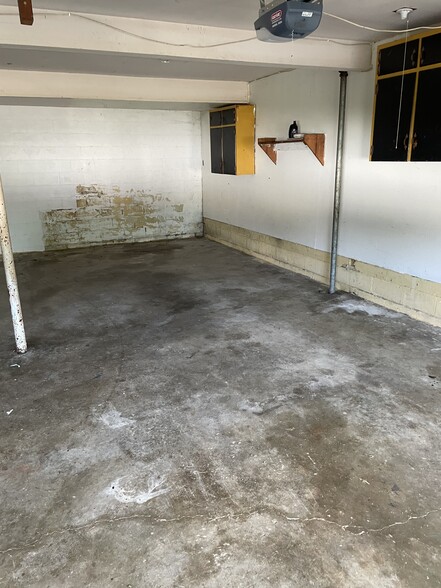 Garage Space - 332 Diane St