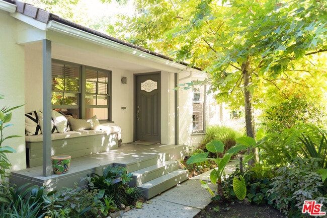 Building Photo - 2230 Fink St