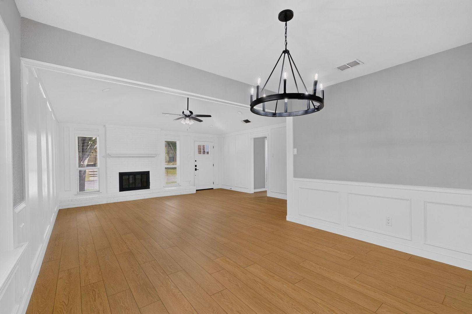 Building Photo - 1748 St James Dr