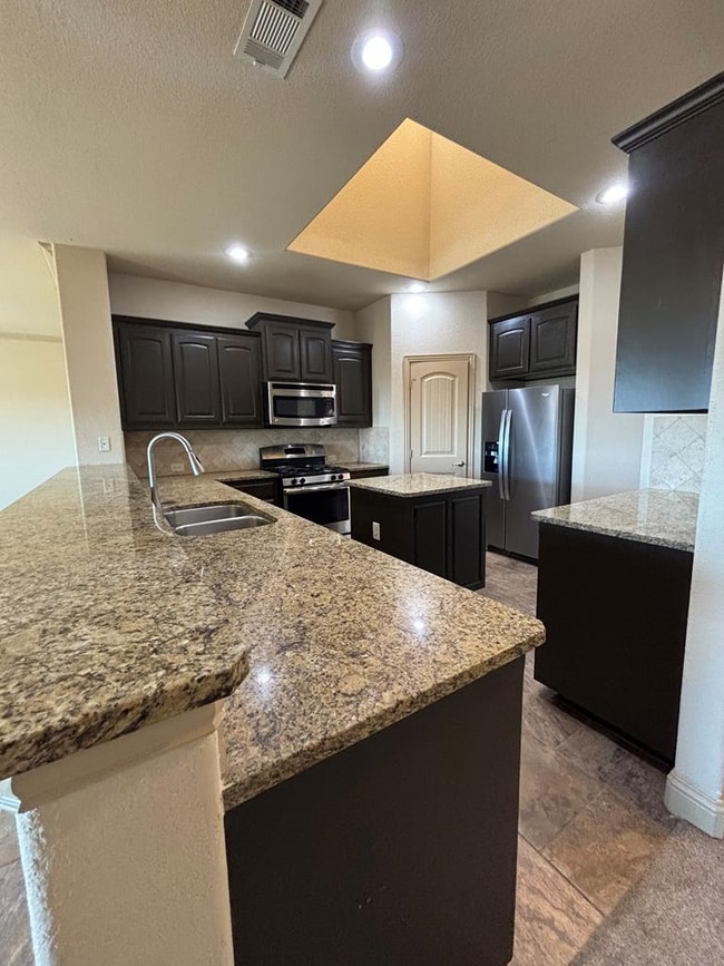 Building Photo - 4007 Roma St