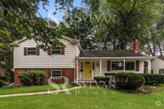Building Photo - Find your perfect blend of comfort and con...