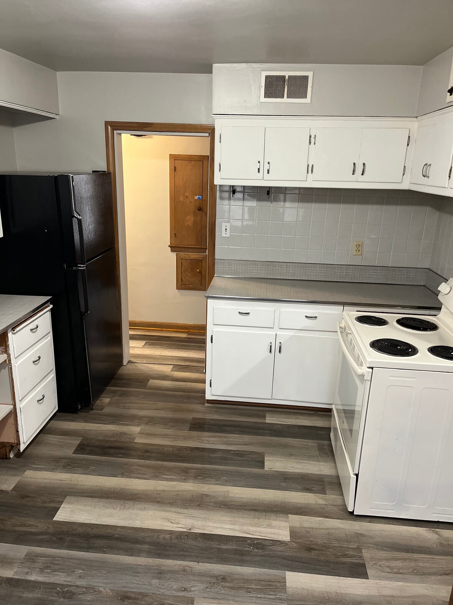 Building Photo - 3919 N Sherman Blvd