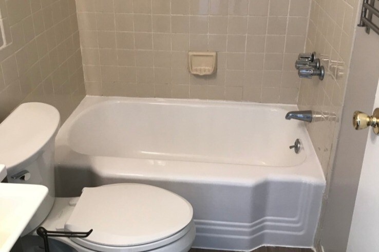 Building Photo - 514 Saint Paul St