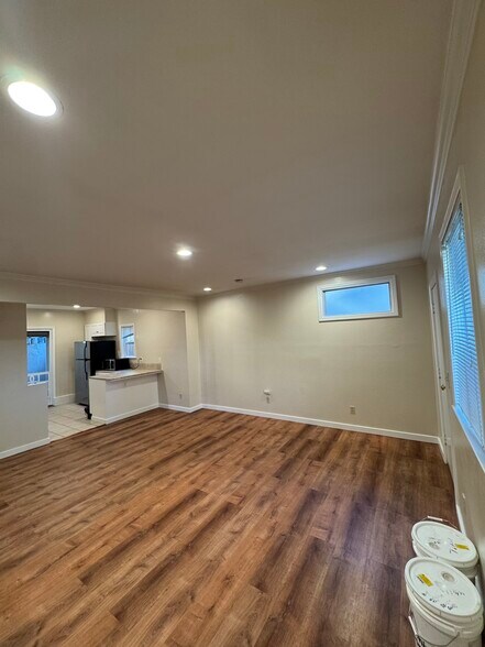 Building Photo - 2606 Harrison St