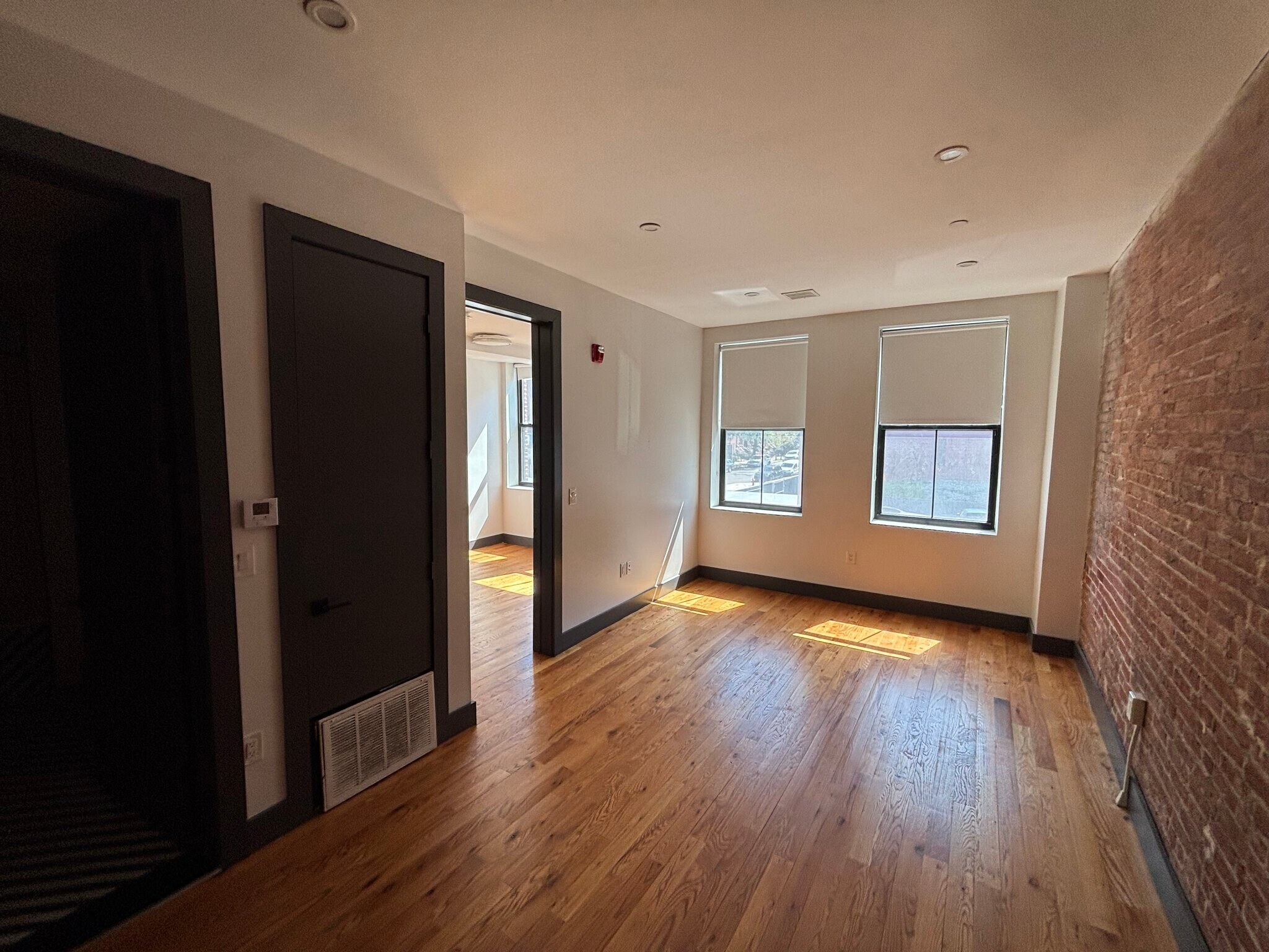 Building Photo - 568 Communipaw Ave