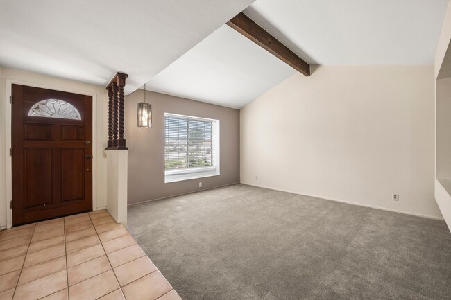 Building Photo - 3-Bed, 2-Bath Single-Family Residence With...