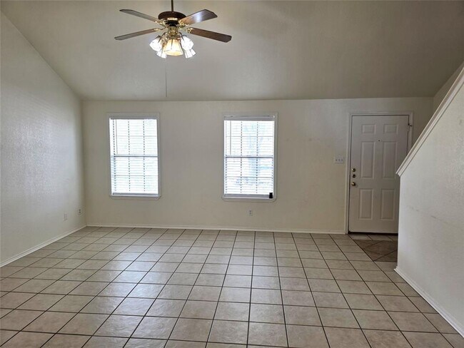 Building Photo - 1600 Hollow Tree Blvd