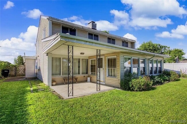 Building Photo - 9326 Rivershore Dr