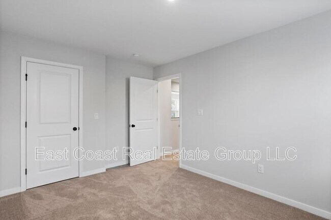 Building Photo - 530 N 3rd St