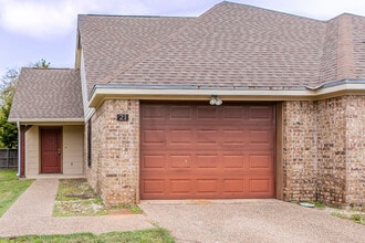 Building Photo - 21Addi LN, Lacy Lakeview, TX