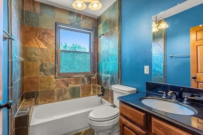 Building Photo - 1230 NW 28th St