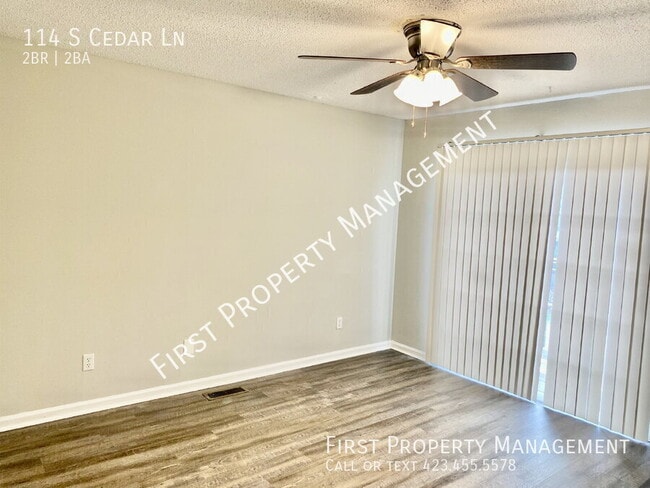 Building Photo - 114 S Cedar Ln