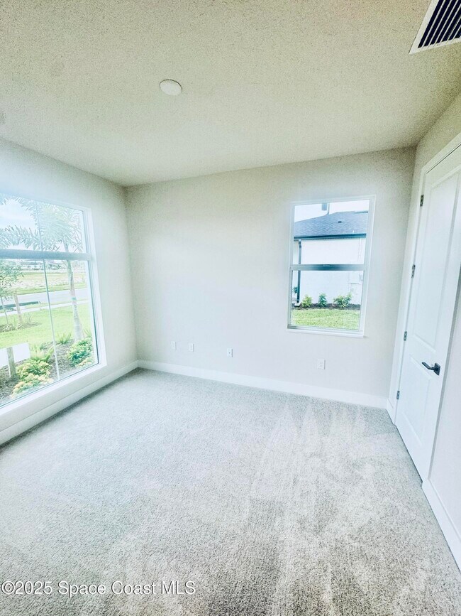 Building Photo - 8538 Rocard Ct