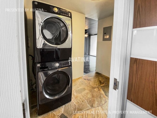 Building Photo - 95-2047 Waikalani Pl-D601