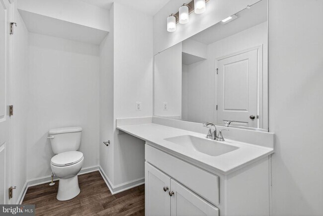 Building Photo - 2604 Cougar Ln