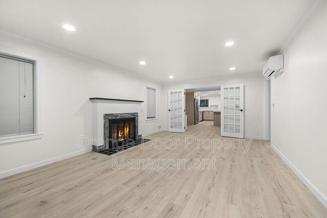 Building Photo - 7727 Jones Ave NW