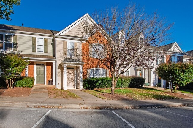 Building Photo - Prime Morrisville Location – Updated 3BR Townhome in Walnut Woods