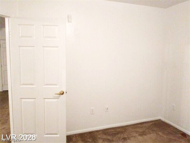 Building Photo - 6955 N Durango Dr