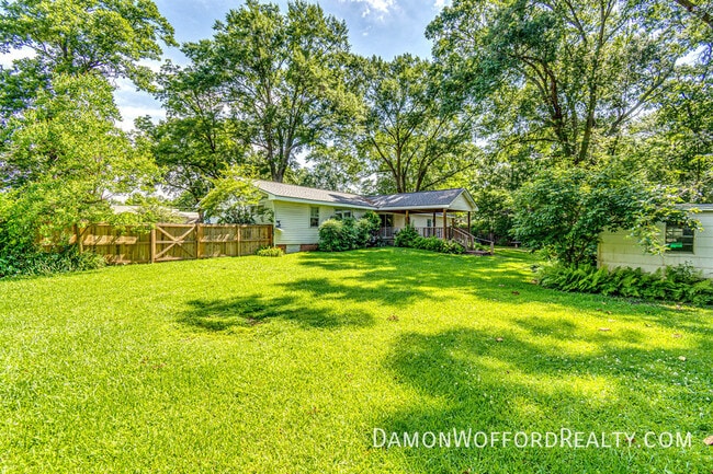 Building Photo - 1431 Brecon Dr