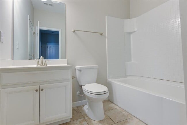 Building Photo - 496 Sunset Park Dr