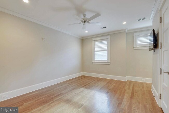 Building Photo - 8703 Bradmoor Dr