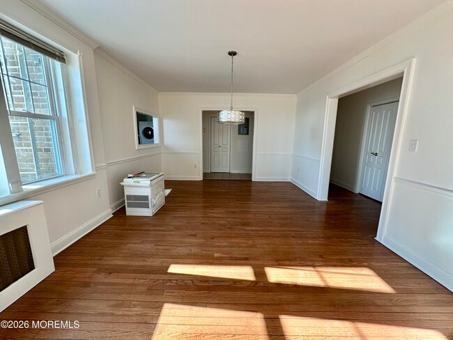 Building Photo - 500 Deal Lake Dr