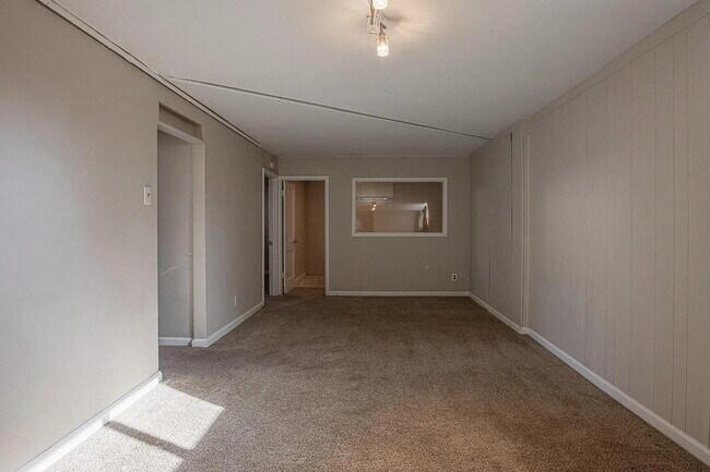 Building Photo - Charming duplex in Platt Park for rent