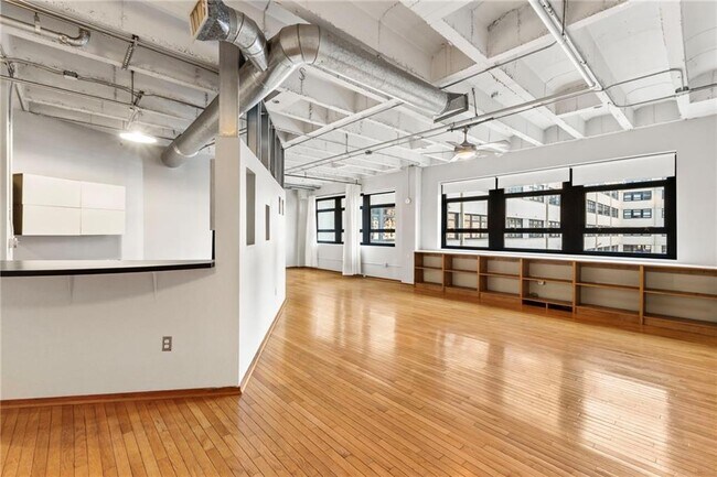 Building Photo - 878 Peachtree St NE