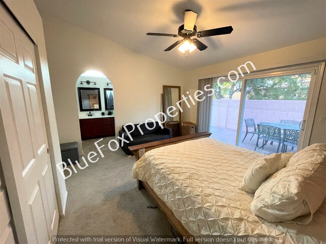 Building Photo - 3750 W Hideout Trail