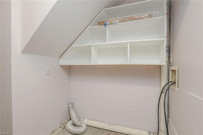 Building Photo - 3764 Chimney Creek Dr