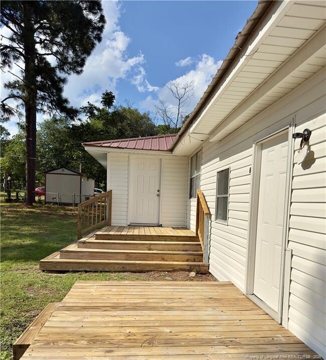 Building Photo - 2357 Watson Lake Rd