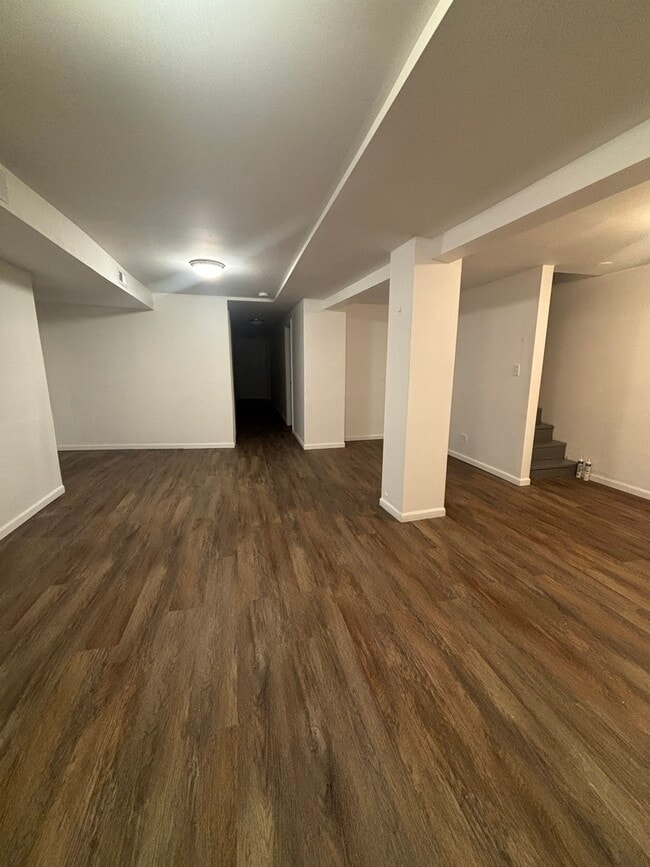 Building Photo - 1944 S Springfield Ave