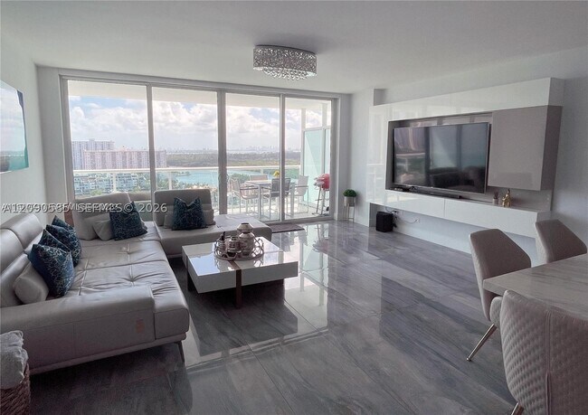 Building Photo - 400 Sunny Isles Blvd