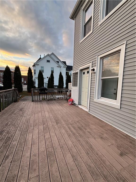 Building Photo - 4 Jay St