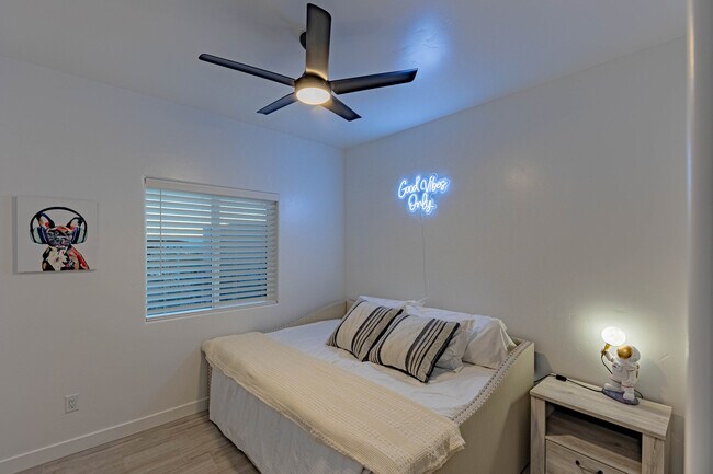 Building Photo - 3611 Breakwater Dr