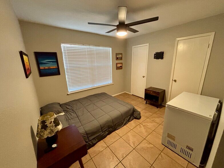 Bedroom #2 - 9601 Nightjar Dr